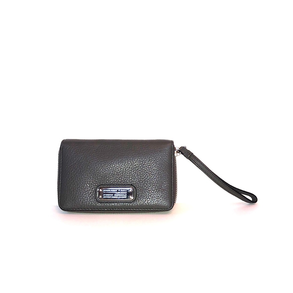 Marc Jacobs gray leather wristlet wallet